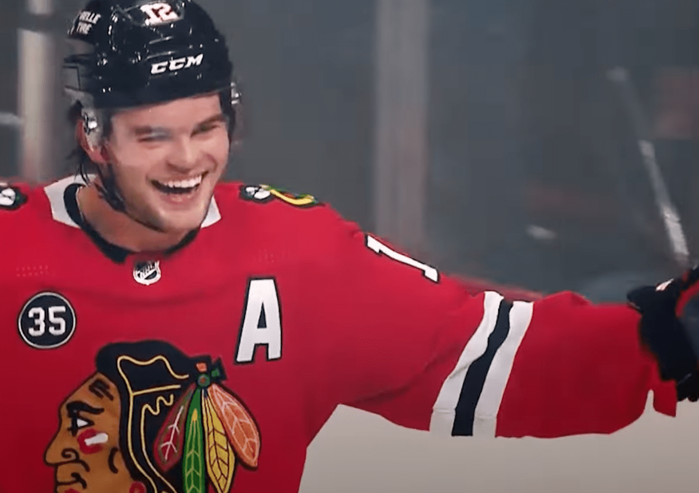 Chicago Blackhawks: Should team re-sign Alex DeBrincat now?